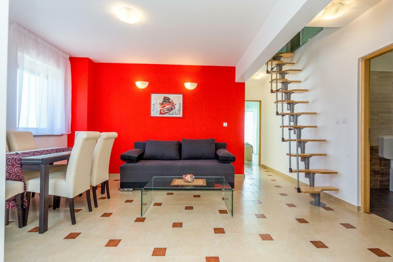 Luxury Apartments Kostrena With Pool エクステリア 写真