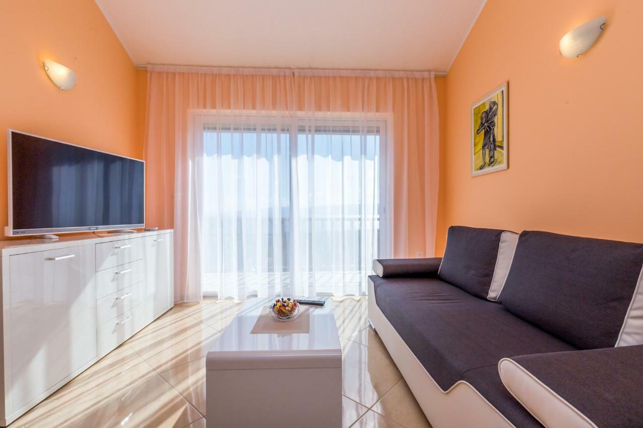 Luxury Apartments Kostrena With Pool エクステリア 写真