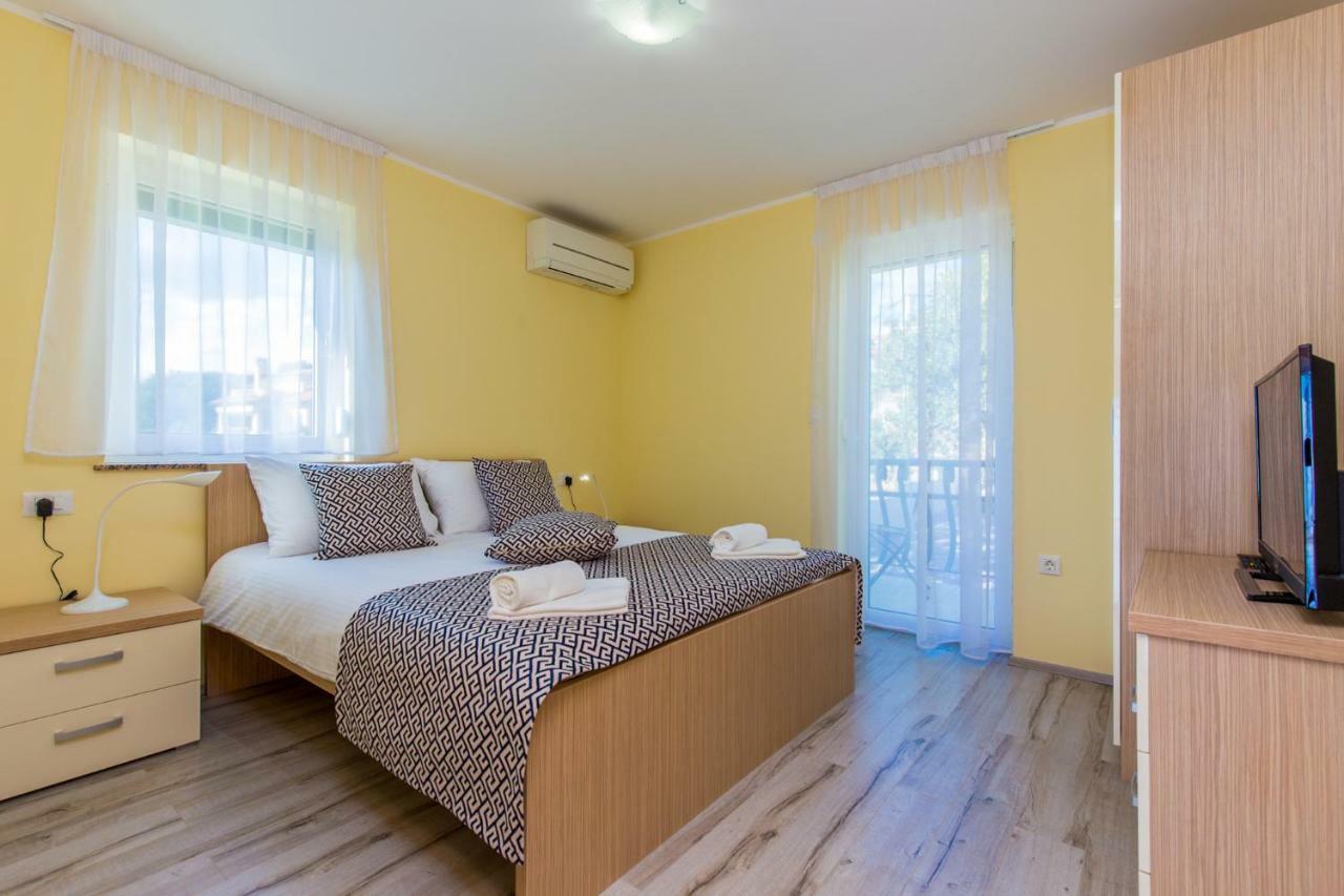 Luxury Apartments Kostrena With Pool エクステリア 写真