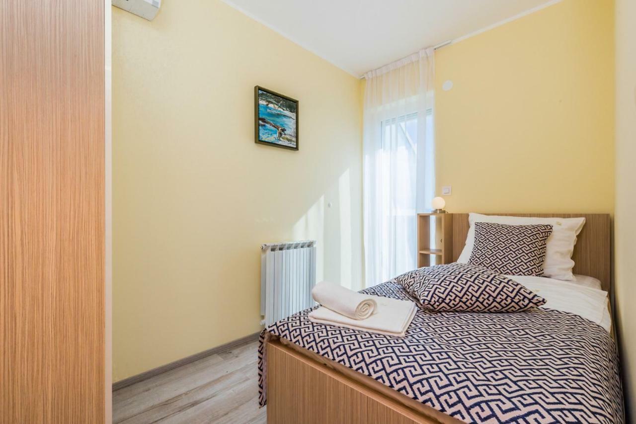 Luxury Apartments Kostrena With Pool エクステリア 写真