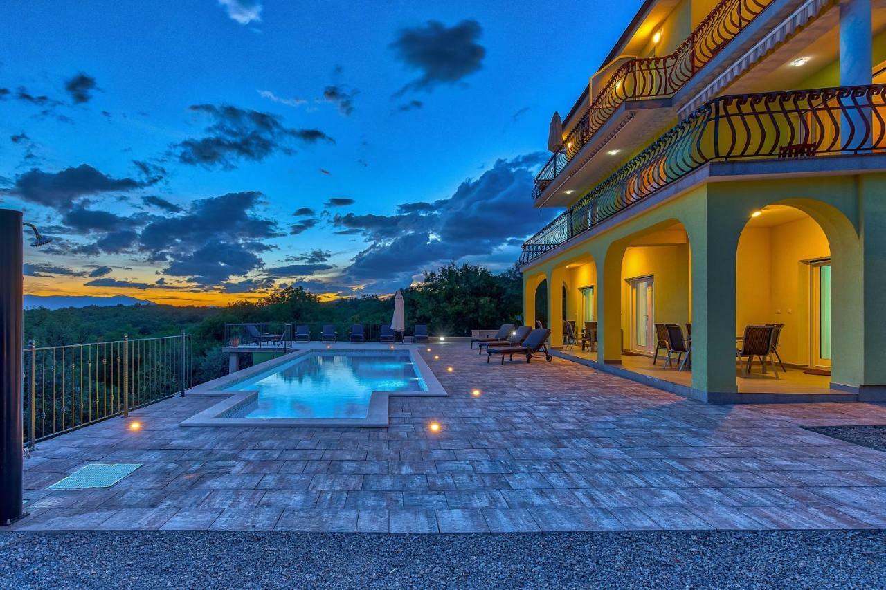 Luxury Apartments Kostrena With Pool エクステリア 写真