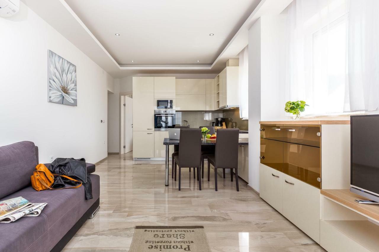 Luxury Apartments Kostrena With Pool エクステリア 写真