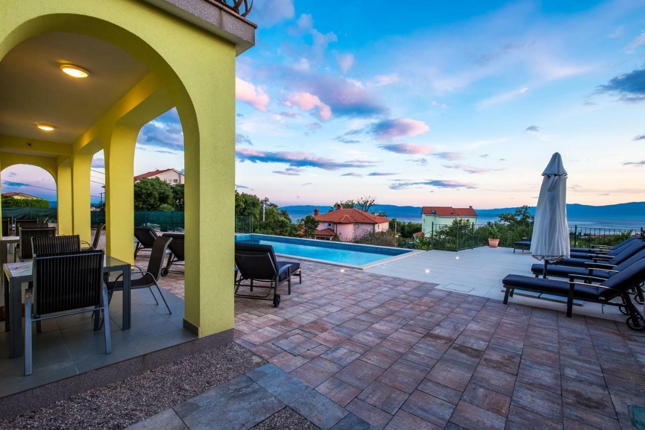 Luxury Apartments Kostrena With Pool エクステリア 写真